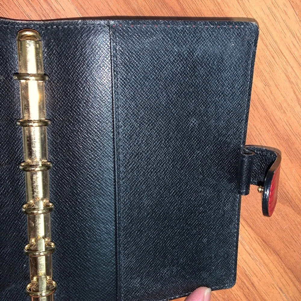 Authentic Louis Vuitton Epi Leather Agenda